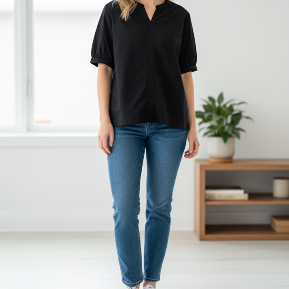 Little Mountain Simple Black Shirt